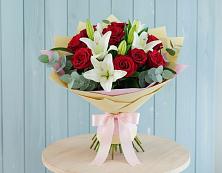 Букет цветов из:  Лилии и Розы в Демихово
