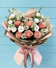 Букет цветов из:  Розы, Альстромерии и Лизиантусы в Демихово