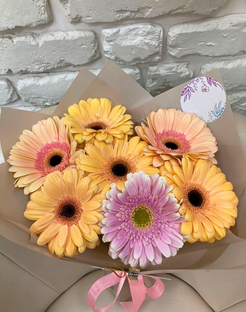 Букет цветов из: Герберы в Демихово
