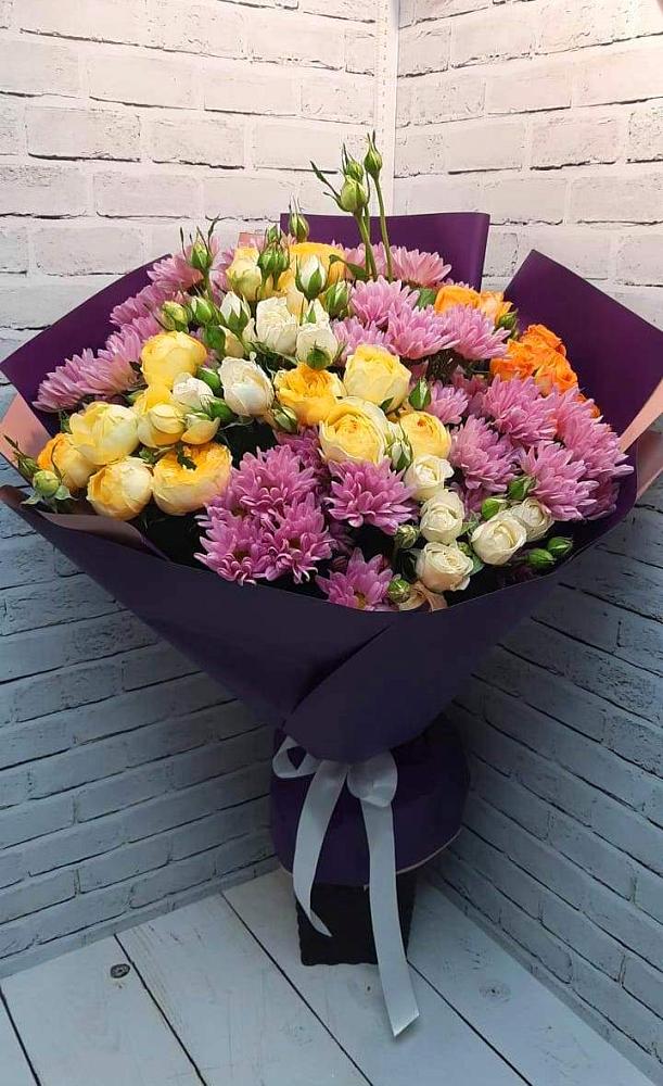 Букет цветов из: Хризантемы и Розы в Демихово