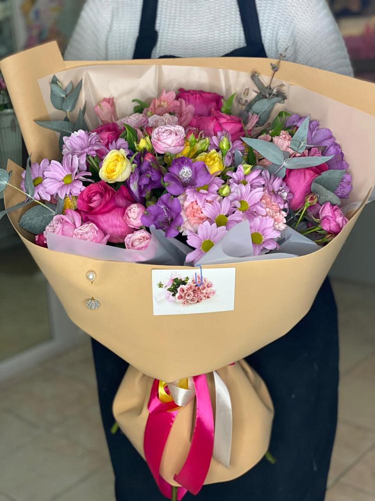 Букет цветов из: Хризантемы, Гвоздики и Альстромерии в Демихово