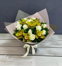 Букет цветов из:  Орхидеи и Розы в Демихово