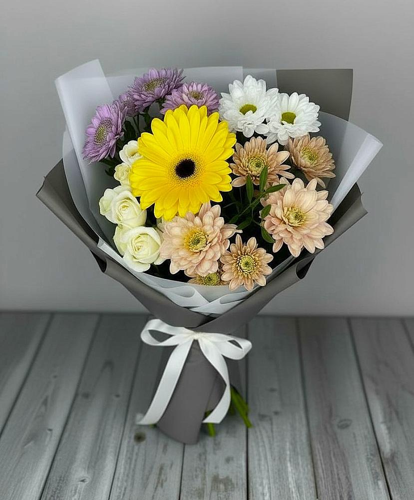 Букет цветов из: Розы, Герберы и Хризантемы в Демихово