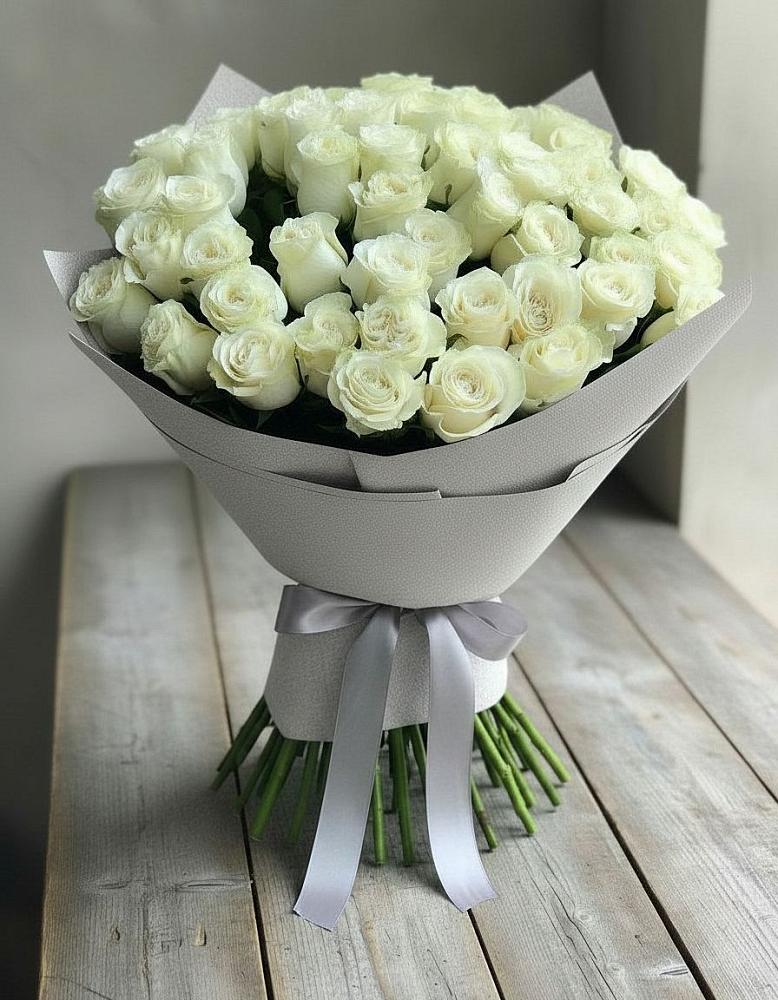 Букет 35 Белых роз в Демихово