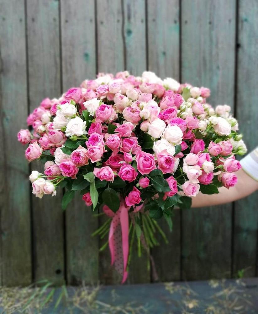 Букет Розовые кустовые розы Натали и Лав Лидия в Демихово