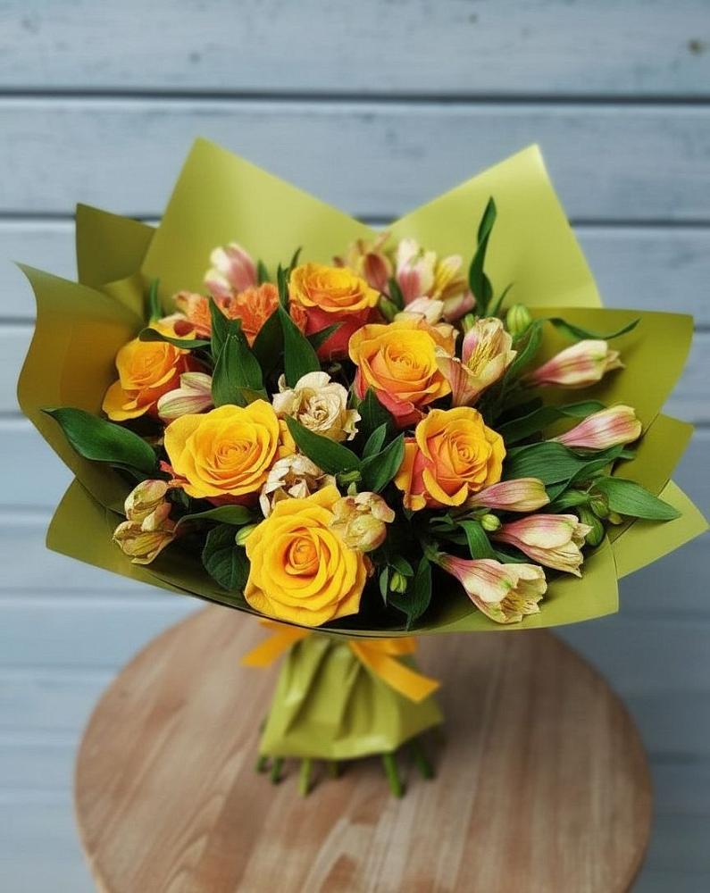 Букет цветов из: Альстромерии и Розы в Демихово