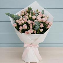 Букет цветов из:  Розы в Демихово