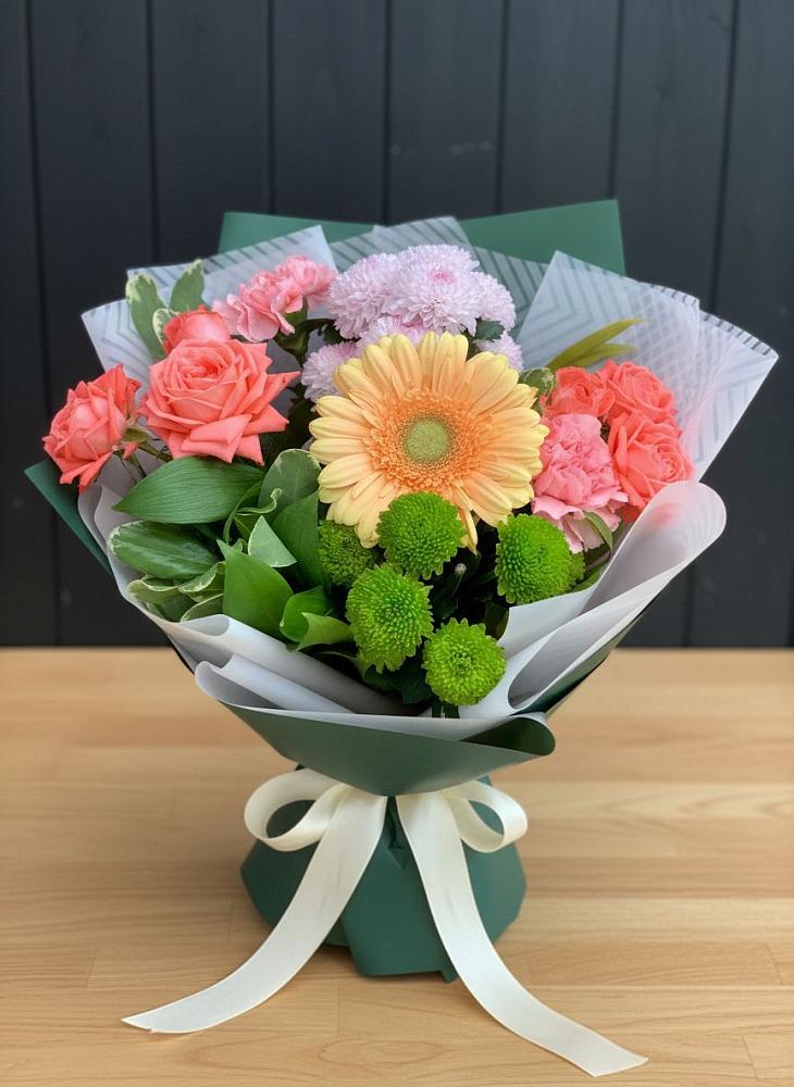 Букет цветов из: Гвоздики, Розы, Герберы и Хризантемы в Демихово