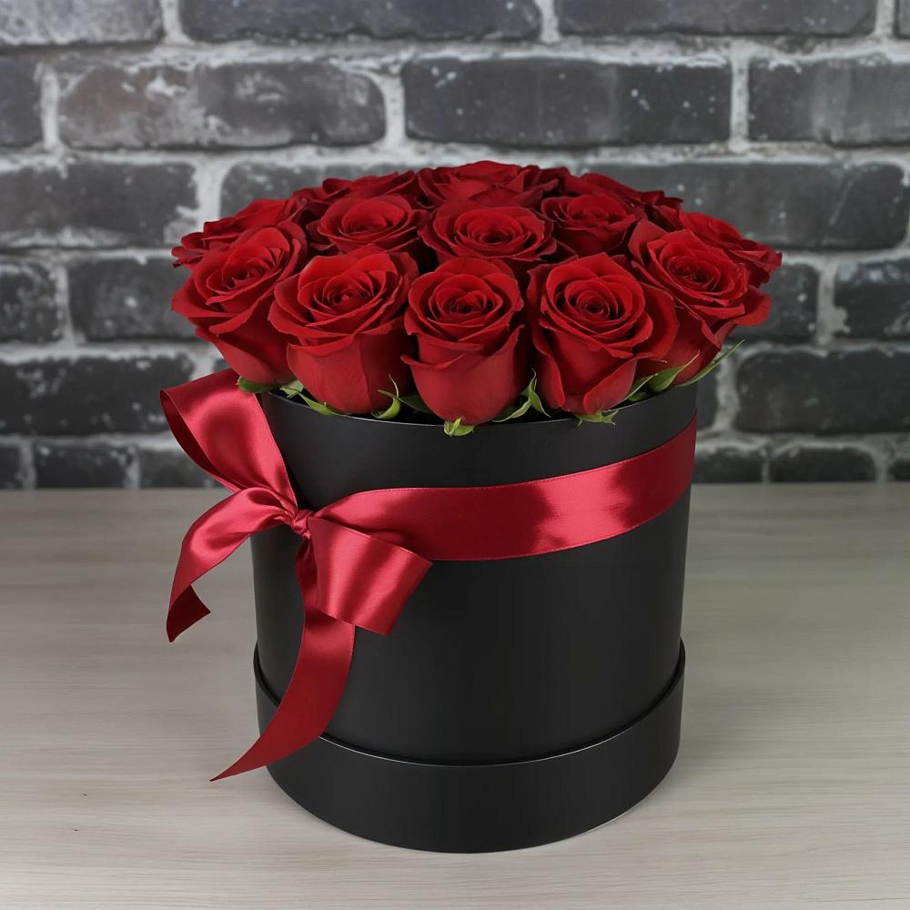 Цветочная композиция из Розы в шляпной коробке в Демихово